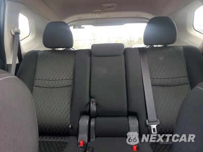 Zdjęcie 10 z 13 samochodu: 2017 NISSAN ROGUE SV VIN:KNMAT2MV7HP502438 - miniatura