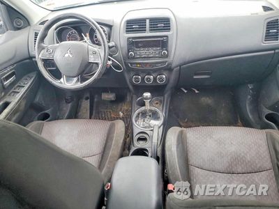 Zdjęcie 8 z 13 samochodu: 2017 MITSUBISHI OUTLANDER SPORT ES VIN:JA4AP3AU4HZ043020 - miniatura