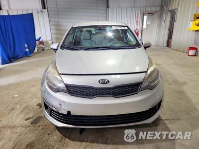 Piąte zdjęcie samochodu w środku: 2016 KIA RIO LX VIN:KNADM4A30G6565553 - miniatura