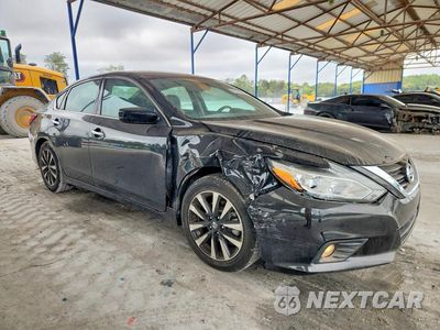Czwarte zdjęcie samochodu z boku: 2018 NISSAN ALTIMA 2.5 SV VIN:1N4AL3APXJC106535 - miniatura