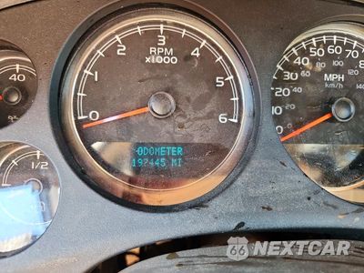 Zdjęcie 9 z 13 samochodu: 2014 CHEVROLET TAHOE C1500 LT VIN:1GNSCBE09ER154589 - miniatura