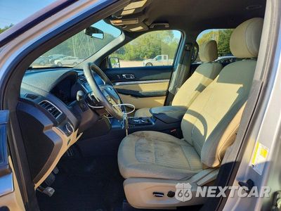 Zdjęcie 7 z 13 samochodu: 2017 FORD EXPLORER VIN:1FM5K8B82HGC80438 - miniatura