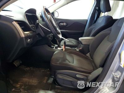 Zdjęcie 7 z 13 samochodu: 2015 JEEP CHEROKEE LATITUDE VIN:1C4PJMCS2FW605594 - miniatura