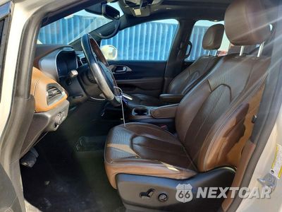 Zdjęcie 7 z 13 samochodu: 2020 CHRYSLER PACIFICA VIN:2C4RC1GG8LR121411 - miniatura