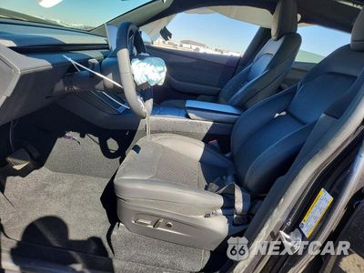 Zdjęcie 7 z 14 samochodu: 2026 TESLA MODEL Y VIN:7SAYGDEE5TF642863 - miniatura