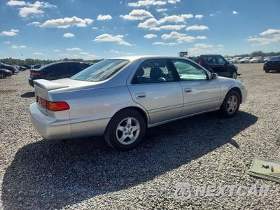 Trzecie zdjęcie samochodu z tyłu: 2001 TOYOTA CAMRY LE V6 VIN:4T1BF28K41U960727 - miniatura
