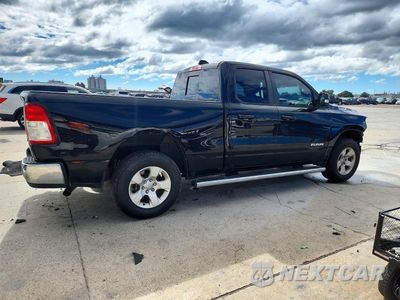 Trzecie zdjęcie samochodu z tyłu: 2022 RAM 1500 BIG HORN/LONE STAR VIN:1C6RRFBG2NN293220 - miniatura