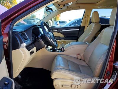 Zdjęcie 7 z 14 samochodu: 2015 TOYOTA HIGHLANDER XLE VIN:5TDJKRFH7FS130962 - miniatura