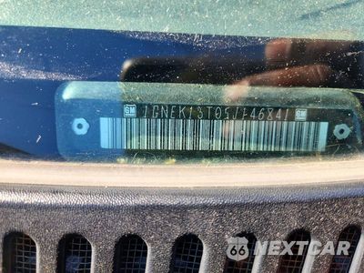 Zdjęcie 13 z 13 samochodu: 2005 CHEVROLET TAHOE VIN:1GNEK13T05J146841 - miniatura
