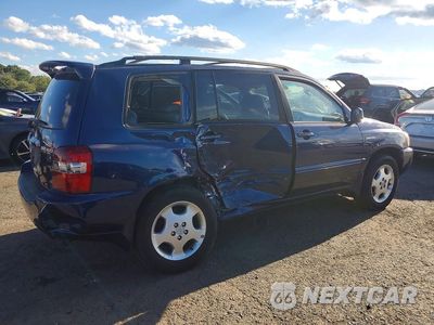 Trzecie zdjęcie samochodu z tyłu: 2004 TOYOTA HIGHLANDER LIMITED VIN:JTEEP21A740011647 - miniatura