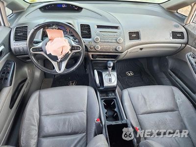 Zdjęcie 8 z 13 samochodu: 2010 HONDA CIVIC EXL VIN:2HGFA1F99AH308771 - miniatura
