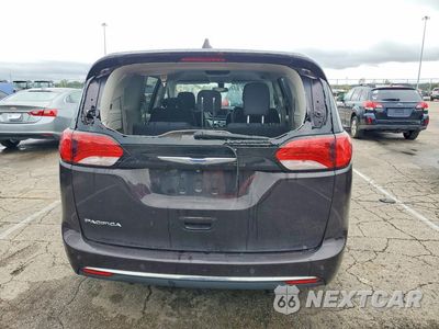 Zdjęcie 6 z 13 samochodu: 2018 CHRYSLER PACIFICA TOURING PLUS VIN:2C4RC1FG2JR294064 - miniatura