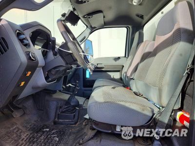 Zdjęcie 7 z 13 samochodu: 2021 FORD F650 SUPER DUTY BOX TRUCK VIN:1FDNF6AN2MDF06313 - miniatura
