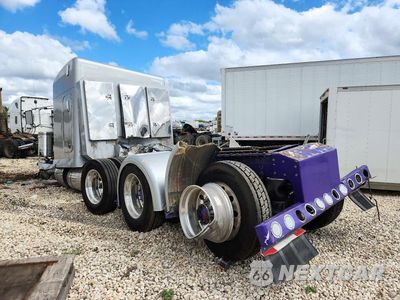 Drugie zdjęcie samochodu z przodu: 2022 PETERBILT 389 TRUCK CAB AND CHASSIS VIN:1XPXP4EX8ND784479 - miniatura