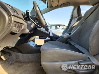 Zdjęcie 7 z 13 samochodu: 2015 TOYOTA PRIUS TWO VIN:JTDKN3DU7F0472732 - miniatura