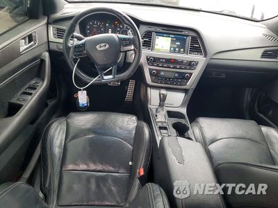 Zdjęcie 8 z 13 samochodu: 2017 HYUNDAI SONATA LIMITED 2.0T VIN:5NPE34AB9HH469588 - miniatura
