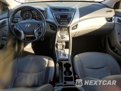 Zdjęcie 8 z 12 samochodu: 2013 HYUNDAI ELANTRA LIMITED VIN:5NPDH4AE4DH408490 - miniatura
