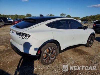 Trzecie zdjęcie samochodu z tyłu: 2023 FORD MUSTANG MACH-E PREMIUM VIN:3FMTK3SUXPMA87224 - miniatura