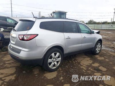 Trzecie zdjęcie samochodu z tyłu: 2017 CHEVROLET TRAVERSE LT VIN:1GNKRGKD9HJ233833 - miniatura