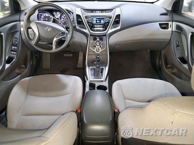 Zdjęcie 8 z 12 samochodu: 2016 HYUNDAI ELANTRA SE VIN:5NPDH4AE8GH664832 - miniatura