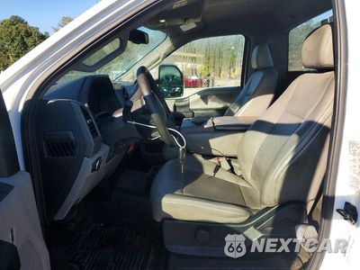 Zdjęcie 7 z 12 samochodu: 2019 FORD F350 SUPER DUTY VIN:1FDRF3G64KEE36465 - miniatura