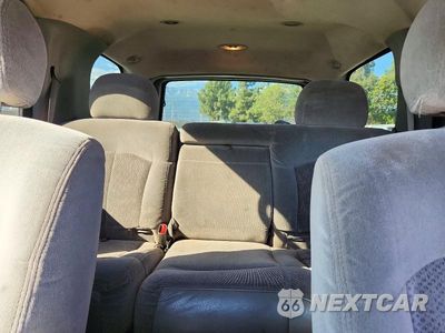 Zdjęcie 10 z 13 samochodu: 2002 CHEVROLET TAHOE C1500 VIN:1GNEC13V92R324709 - miniatura