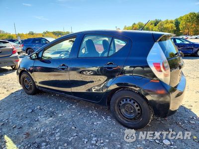 Drugie zdjęcie samochodu z przodu: 2013 TOYOTA PRIUS C ONE VIN:JTDKDTB39D1549864 - miniatura