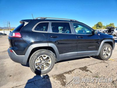 Trzecie zdjęcie samochodu z tyłu: 2019 JEEP CHEROKEE TRAILHAWK VIN:1C4PJMBN6KD161427 - miniatura