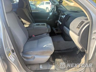 Piąte zdjęcie samochodu w środku: 2011 TOYOTA TUNDRA DOUBLE CAB SR5 VIN:5TFUM5F12BX024796 - miniatura