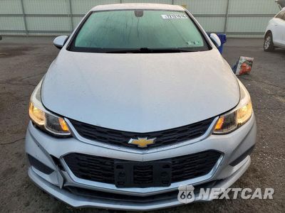 Piąte zdjęcie samochodu w środku: 2017 CHEVROLET CRUZE LS VIN:1G1BC5SM7H7139714 - miniatura