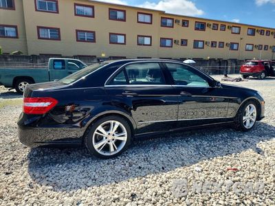 Trzecie zdjęcie samochodu z tyłu: 2013 MERCEDES-BENZ E 350 VIN:WDDHF5KB0DA710647 - miniatura