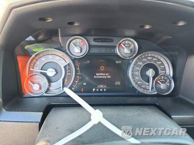 Zdjęcie 9 z 12 samochodu: 2015 RAM 1500 LONGHORN VIN:1C6RR7PM2FS557771 - miniatura