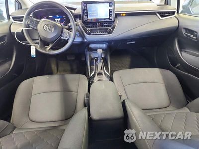 Zdjęcie 8 z 13 samochodu: 2022 TOYOTA COROLLA LE VIN:JTDEAMDE0N3012851 - miniatura