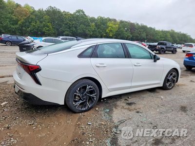 Trzecie zdjęcie samochodu z tyłu: 2025 KIA K5 GT LINE VIN:KNAG64J73S5303972 - miniatura