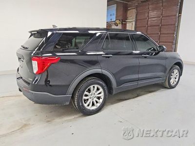 Trzecie zdjęcie samochodu z tyłu: 2021 FORD EXPLORER POLICE INTERCEPTOR VIN:1FM5K8AB1MGC23235 - miniatura