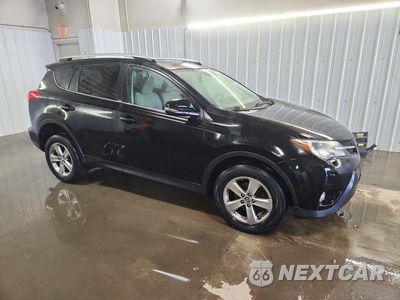 Czwarte zdjęcie samochodu z boku: 2015 TOYOTA RAV4 XLE VIN:2T3RFREV4FW230059 - miniatura
