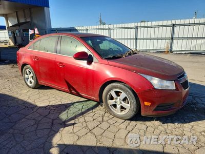 Czwarte zdjęcie samochodu z boku: 2014 CHEVROLET CRUZE LT VIN:1G1PC5SB3E7211086 - miniatura