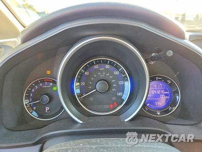 Zdjęcie 9 z 12 samochodu: 2017 HONDA FIT LX VIN:3HGGK5H57HM713171 - miniatura