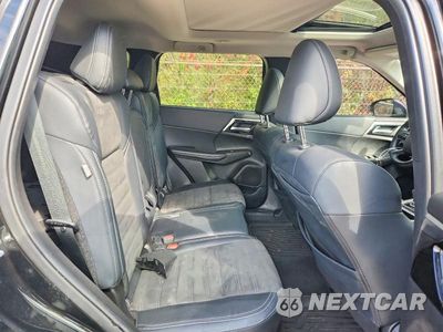 Zdjęcie 11 z 14 samochodu: 2024 MITSUBISHI OUTLANDER SE VIN:JA4J4VA8XRZ028580 - miniatura