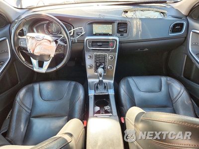 Zdjęcie 8 z 12 samochodu: 2016 VOLVO V60 CROSS COUNTRY PREMIER VIN:YV4612HKXG1003059 - miniatura