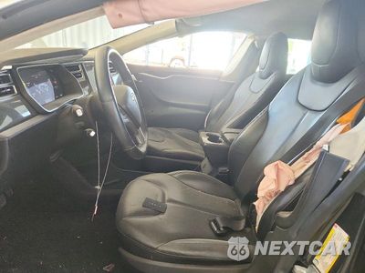 Zdjęcie 7 z 13 samochodu: 2015 TESLA MODEL S 85 VIN:5YJSA1H18FF094566 - miniatura