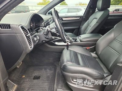 Zdjęcie 7 z 13 samochodu: 2019 PORSCHE CAYENNE TURBO VIN:WP1AF2AY7KDA80409 - miniatura