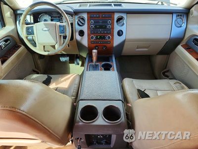 Zdjęcie 8 z 14 samochodu: 2008 FORD EXPEDITION EDDIE BAUER VIN:1FMFU17508LA21846 - miniatura