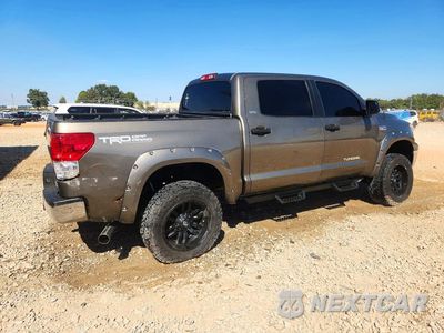 Trzecie zdjęcie samochodu z tyłu: 2011 TOYOTA TUNDRA CREWMAX SR5 VIN:5TFDY5F10BX178928 - miniatura