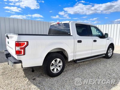 Trzecie zdjęcie samochodu z tyłu: 2018 FORD F150 SUPERCREW VIN:1FTEW1C55JFA47119 - miniatura