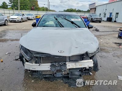 Piąte zdjęcie samochodu w środku: 2021 KIA K5 GT LINE VIN:5XXG64J2XMG013119 - miniatura