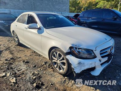 Czwarte zdjęcie samochodu z boku: 2016 MERCEDES-BENZ C 300 VIN:55SWF4JB6GU105166 - miniatura