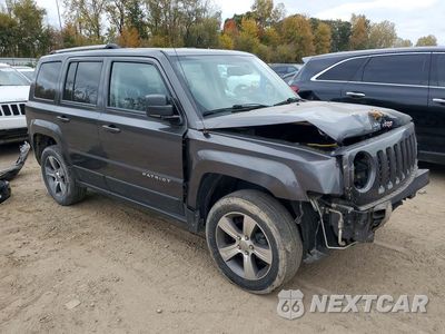 Czwarte zdjęcie samochodu z boku: 2016 JEEP PATRIOT LATITUDE VIN:1C4NJRFB3GD690362 - miniatura