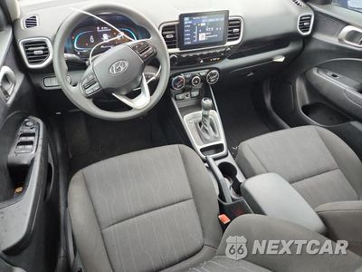 Zdjęcie 8 z 12 samochodu: 2023 HYUNDAI VENUE SE VIN:KMHRB8A3XPU219118 - miniatura