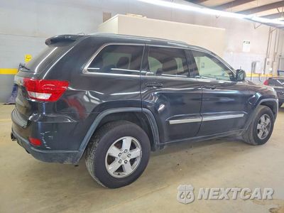 Trzecie zdjęcie samochodu z tyłu: 2012 JEEP GRAND CHEROKEE LAREDO VIN:1C4RJFAG3CC140016 - miniatura
